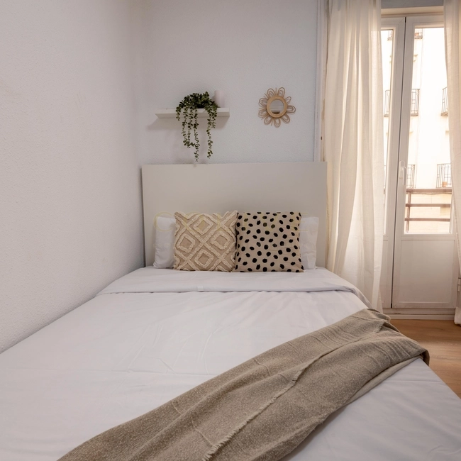 JAM80-1 R2-Moncloa-Aravaca-Juan Alvarez Mendizabal-10645