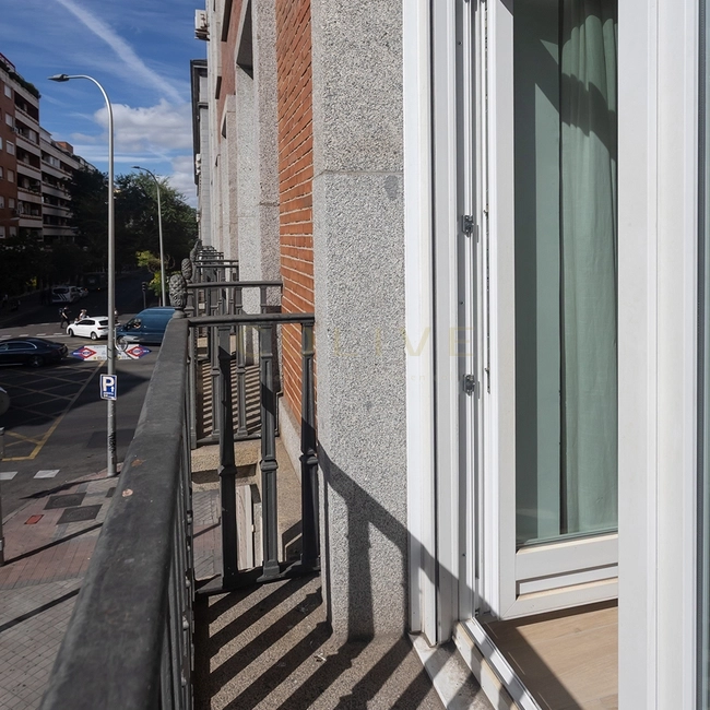 MEL72R8-Moncloa-Aravaca-Calle de Melendez Valdez-11904